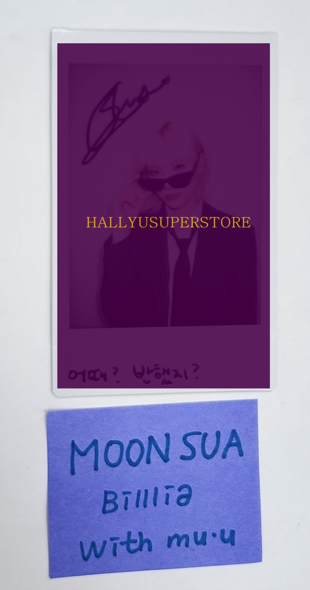 Moon Sua (of billlie) - Hand Autographed(Signed) Polaroid
