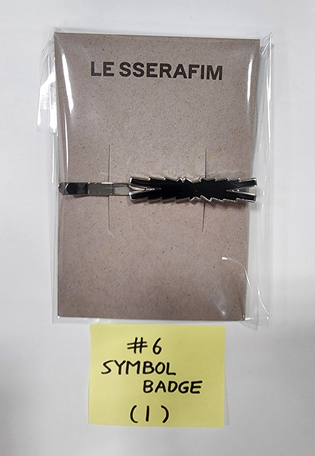 Le Sserafim - 2023 S/S Pop-up Store MD [Badge, Bag, Photocard & Tin case Set, Masking Tape Set, 4 Cuts Photo Set, Lenticular Photo set, Light Stick] [Restocked 8/7]