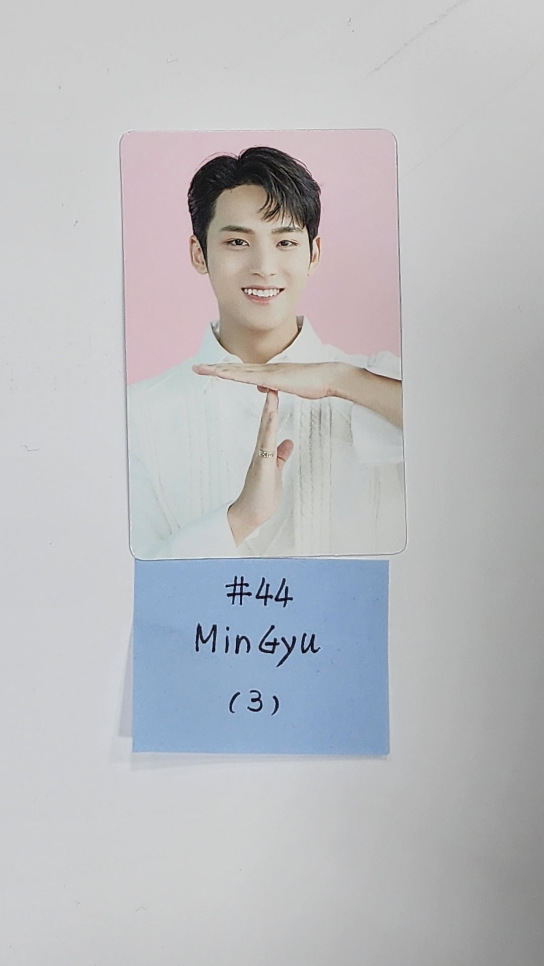 Seventeen "Seventeen Cafe in Seoul" - Official Trading Photocard (2) [Updated 7/28]