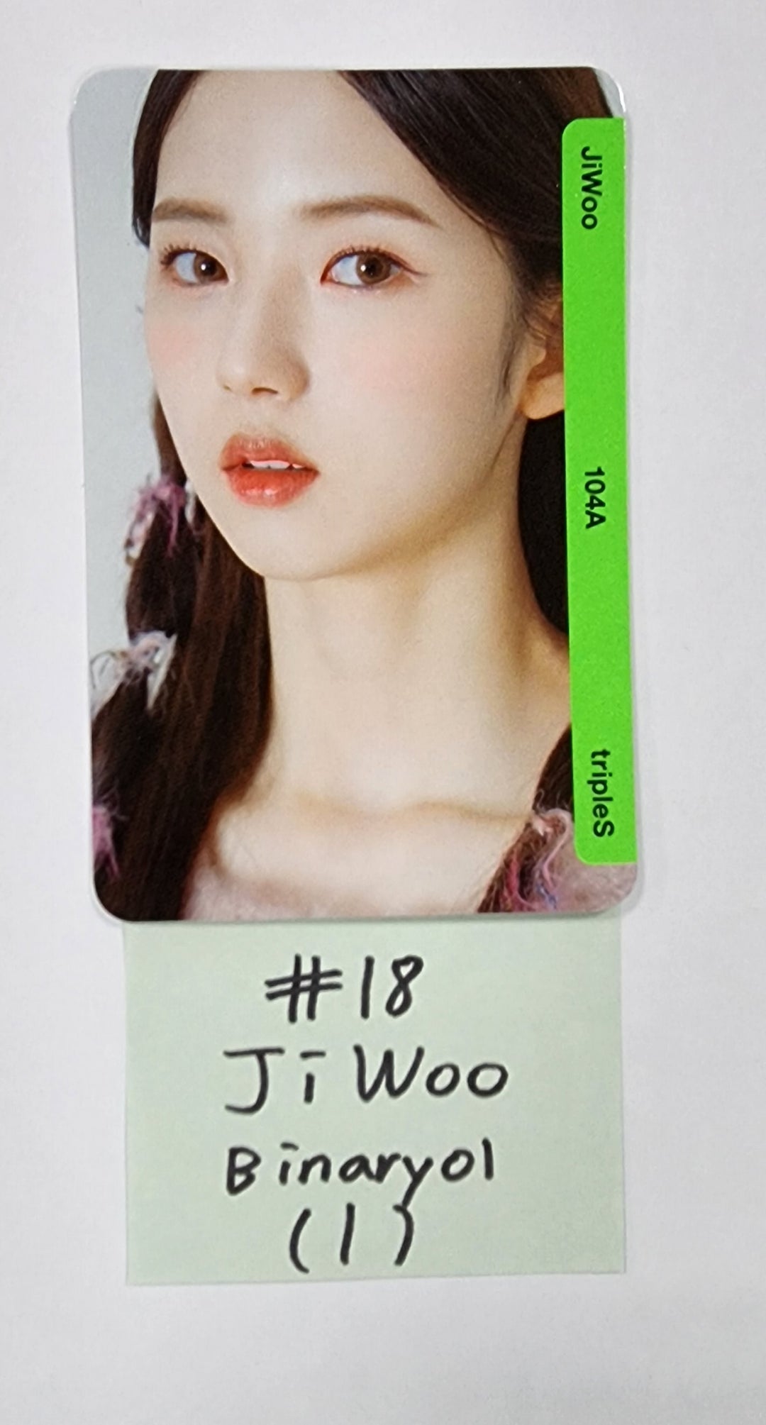 TripleS - Random OBJEKT B01 Photocard (1) [Updated 5/12] - HALLYUSUPERSTORE