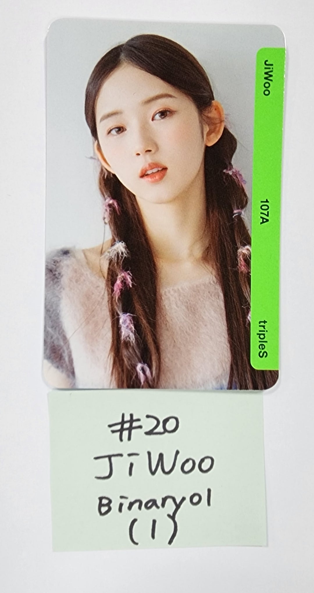 TripleS - Random OBJEKT B01 Photocard (1) [Updated 5/12] - HALLYUSUPERSTORE