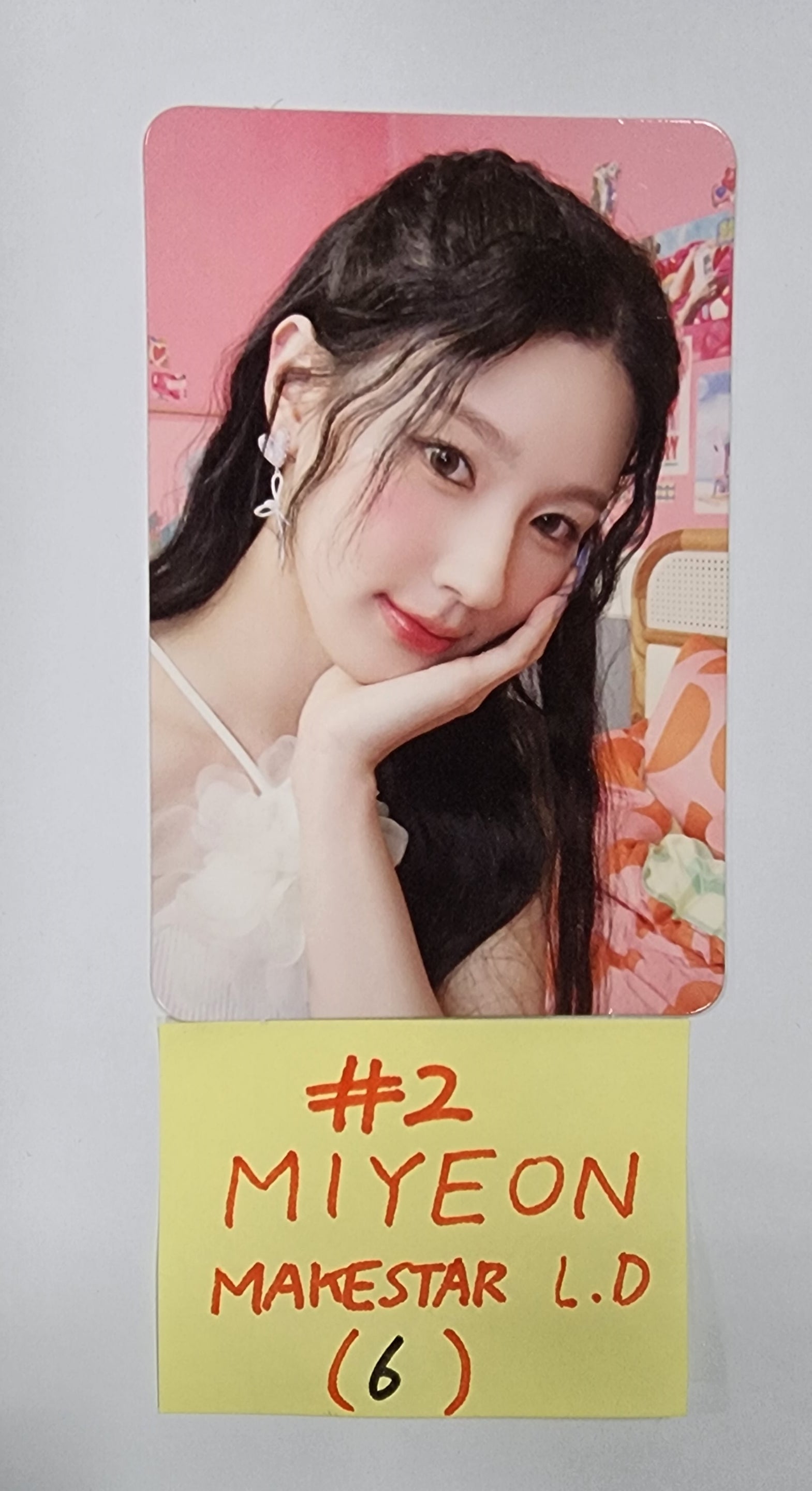 g) I-DLE 