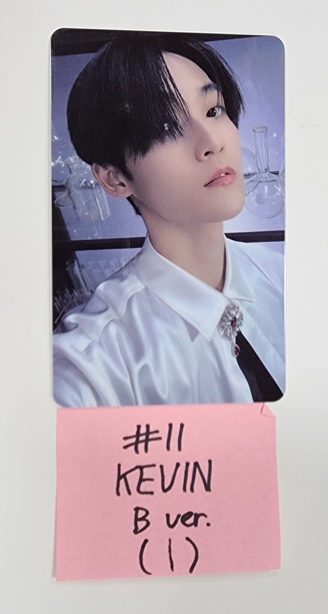 The Boyz "World Tour : Zeneration" - 2023 Concert  Kiosk Event PVC Photocard