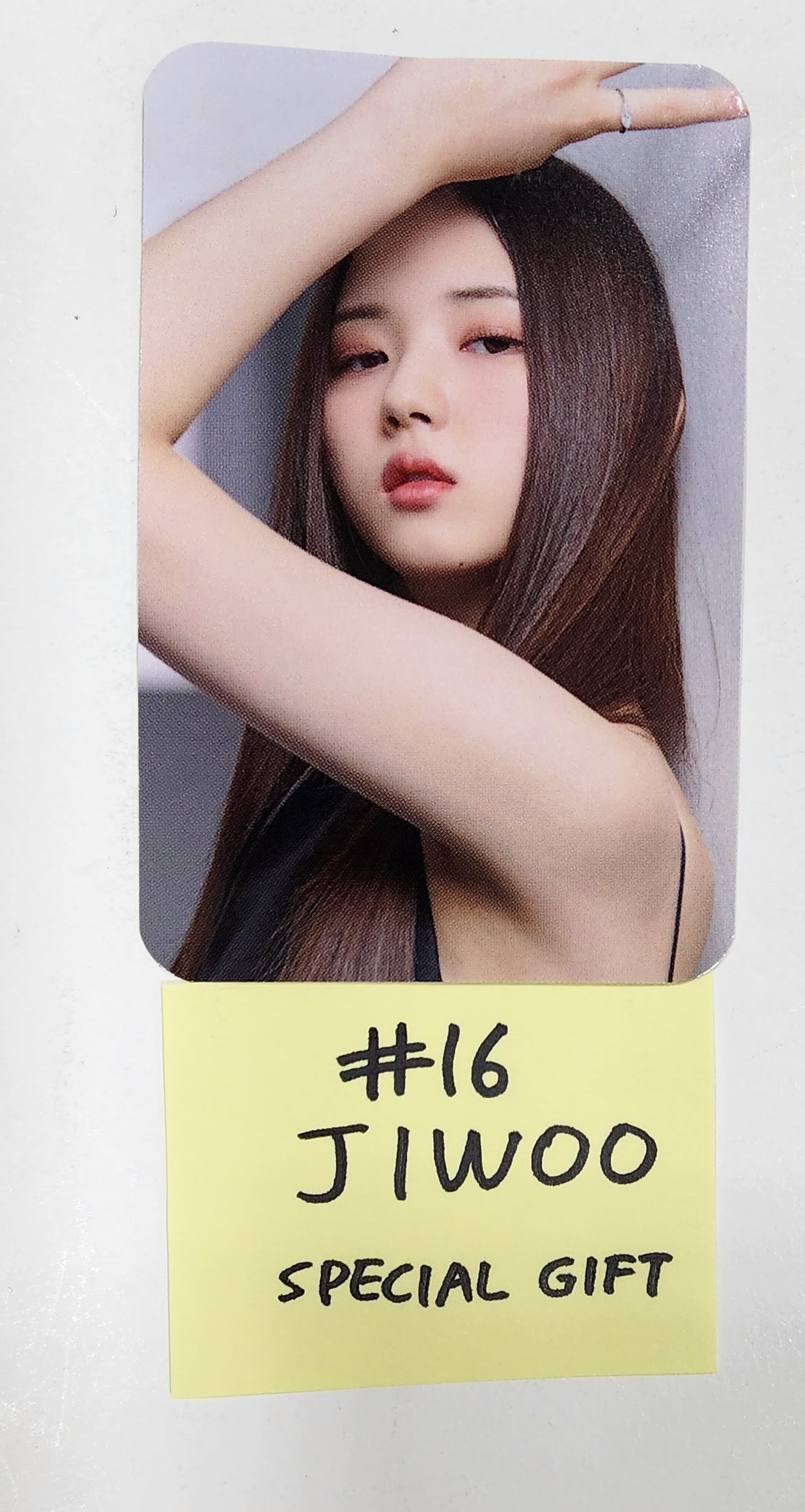 QUEENDOM PUZZLE - POP-UP Store Official Soundwave MD Special Gift