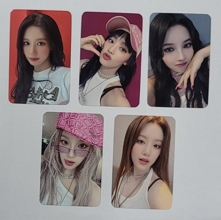 (g) I-DLE 
