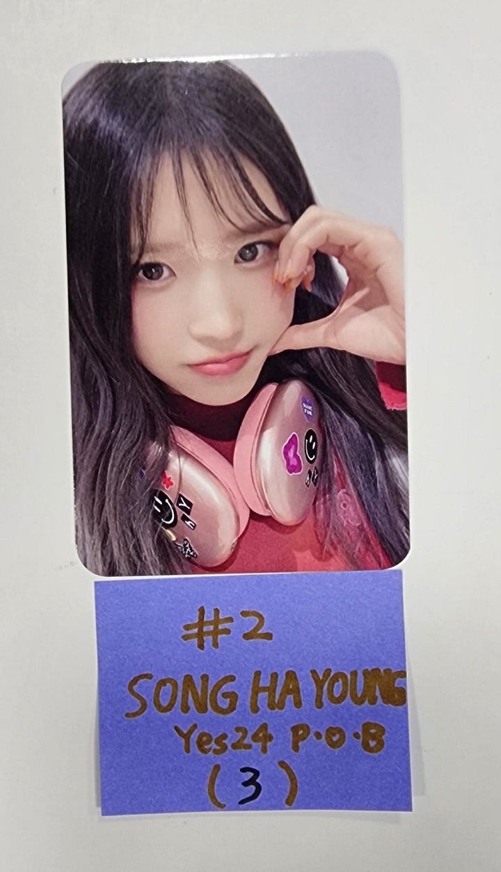 Fromis_9 "Unlock My World" - Yes24 Pre-Order Benefit Photocard [Restocked 6/14]