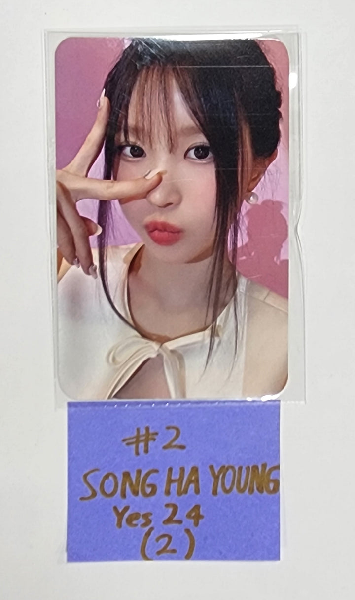 Fromis_9 "Unlock My World" - Yes24 Fansign Event Photocard