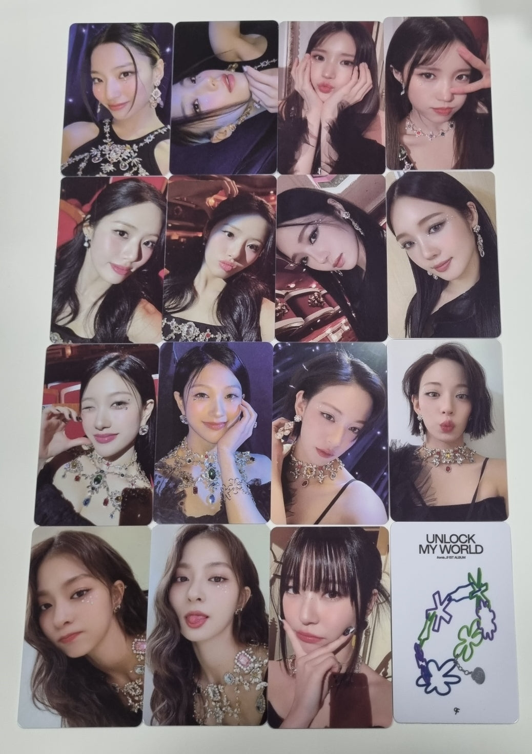 Fromis_9 - HALLYUSUPERSTORE – Page 6