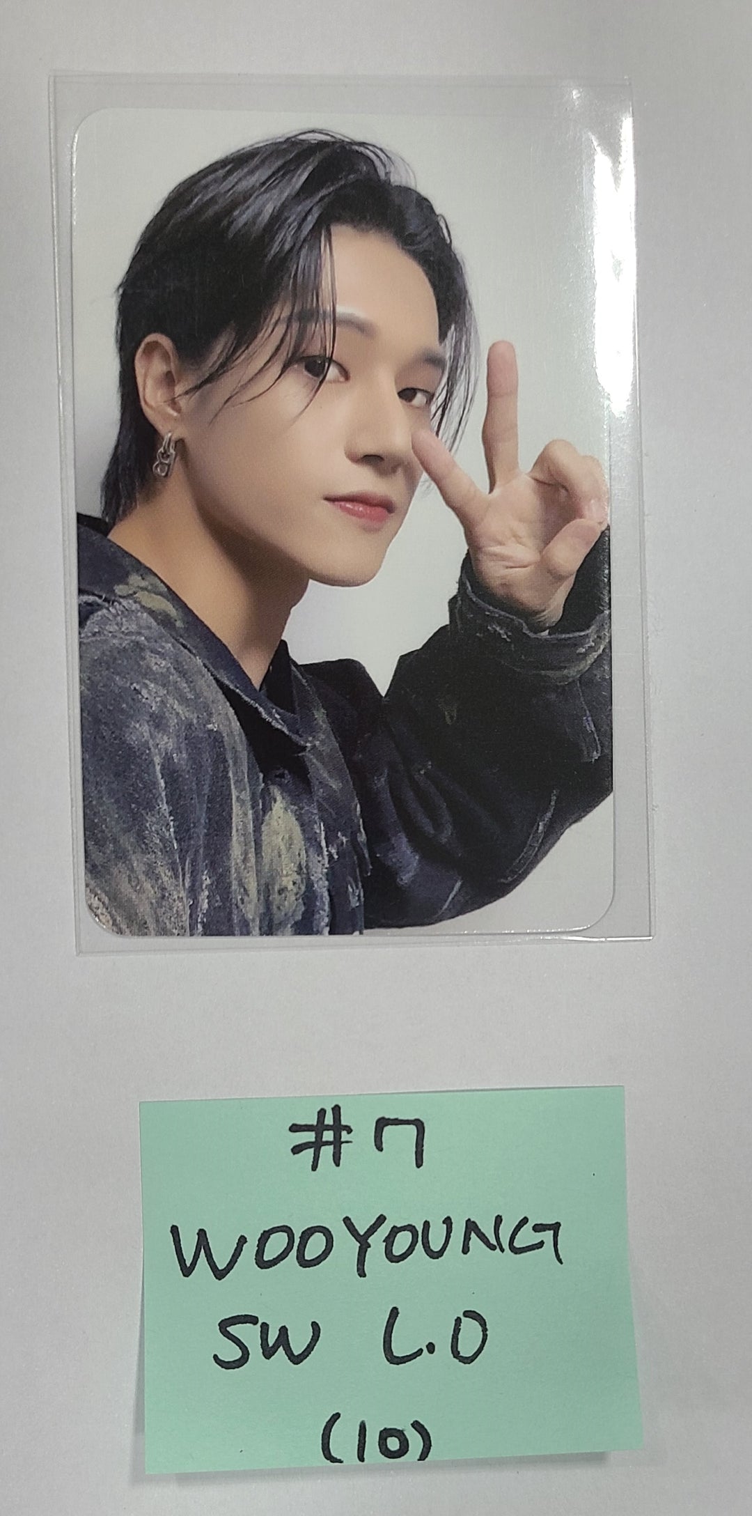 ATEEZ "THE WORLD EP.2 " - Soundwave Lucky Draw Event photocard