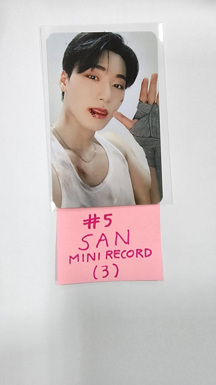 ATEEZ "THE WORLD EP.2 " - Mini Record Lucky Draw Event Photocard [Platfrom Ver] - HALLYUSUPERSTORE