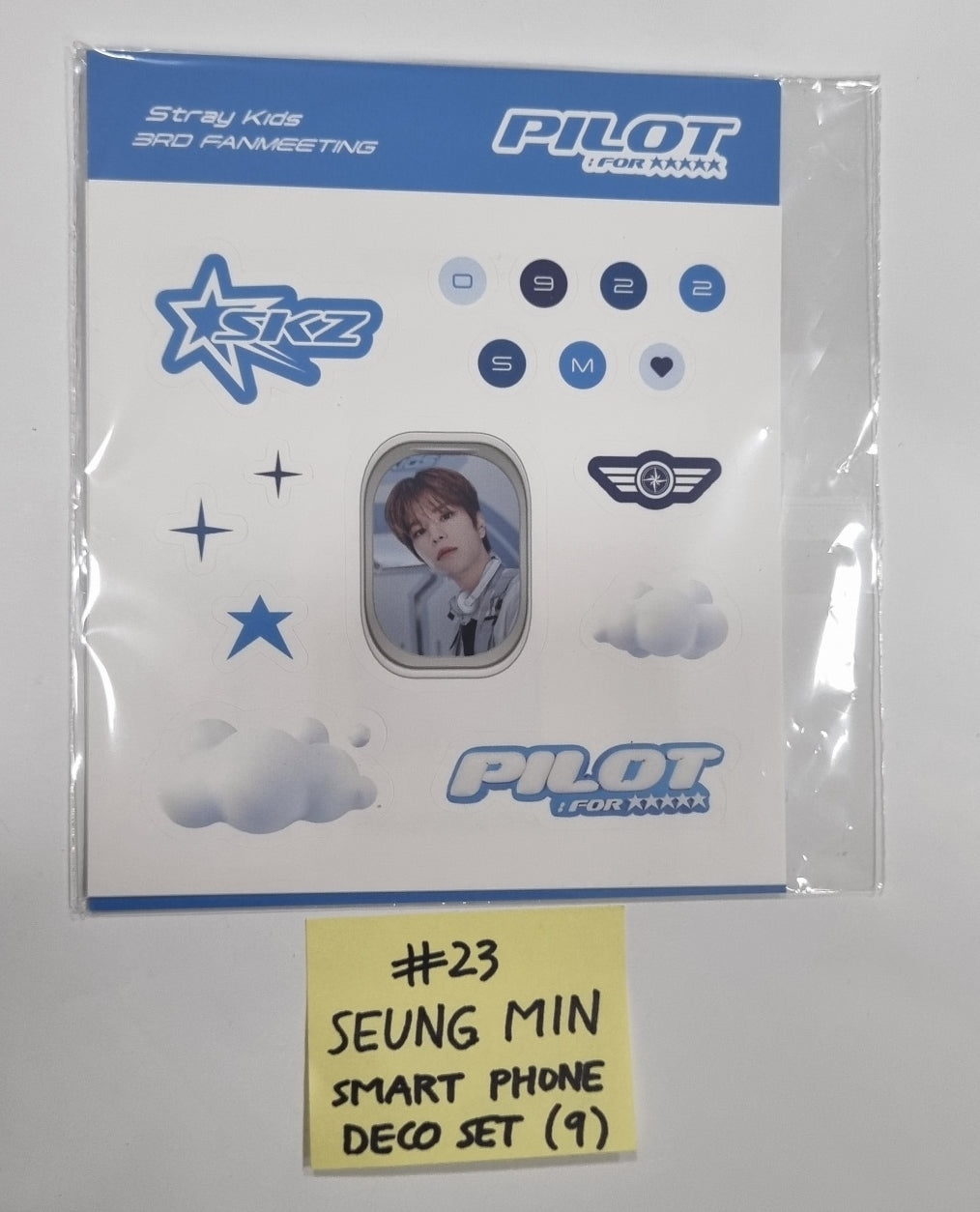 Stray Kids 3rd Fanmeeting "PILOT : FOR ★★★★★" - Official MD [Passport Set, ID Photo Set, BOX Tape Set, Collect Book Set, Disposable Camera Set, Smartphone Deco Set, JOGGER PANTS, T-shirt]