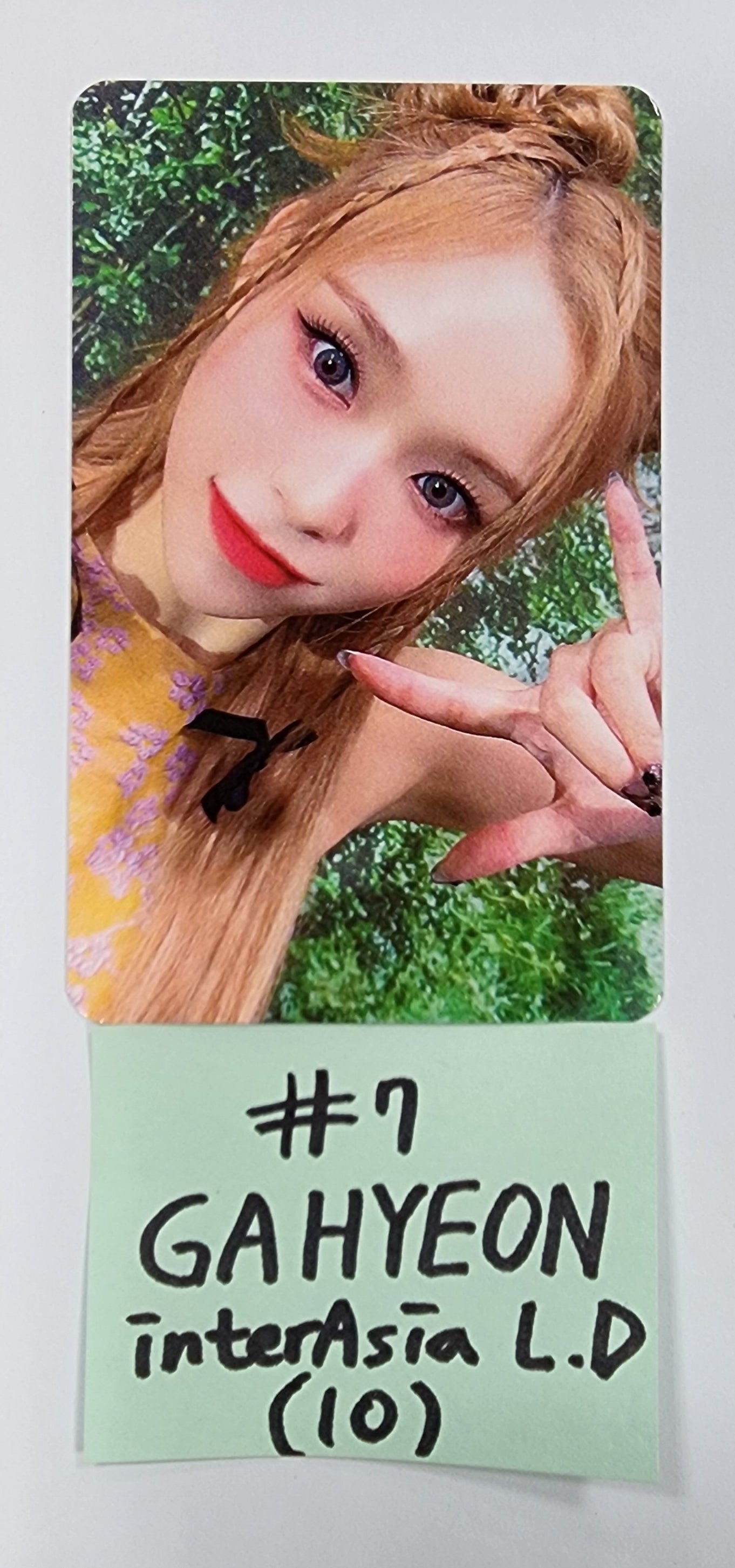 Dreamcatcher Gahyeon Apocalypse: From outlet Us Regular Photocards