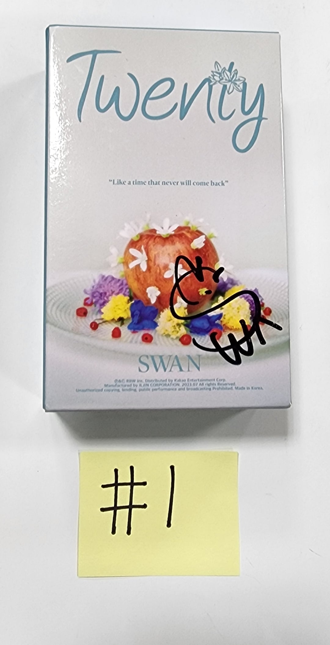 SWAN (Of Purple Kiss) "Twenty" [CASSETTE TAPE] - Hand Autographed(Signed) Promo Album