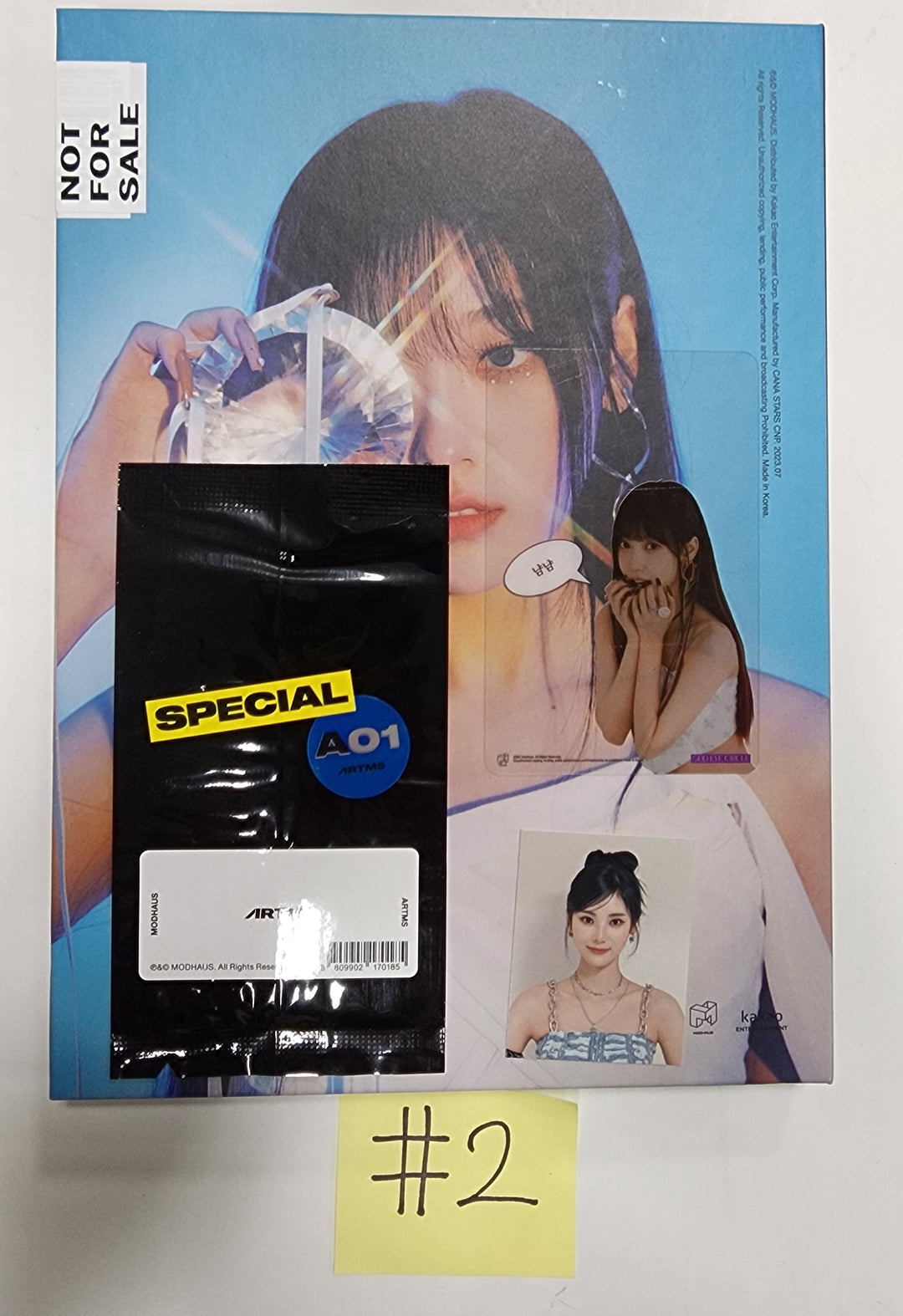 ODD EYE CIRCLE "Version Up"- Hand Autographed(Signed) Promo Album - HALLYUSUPERSTORE