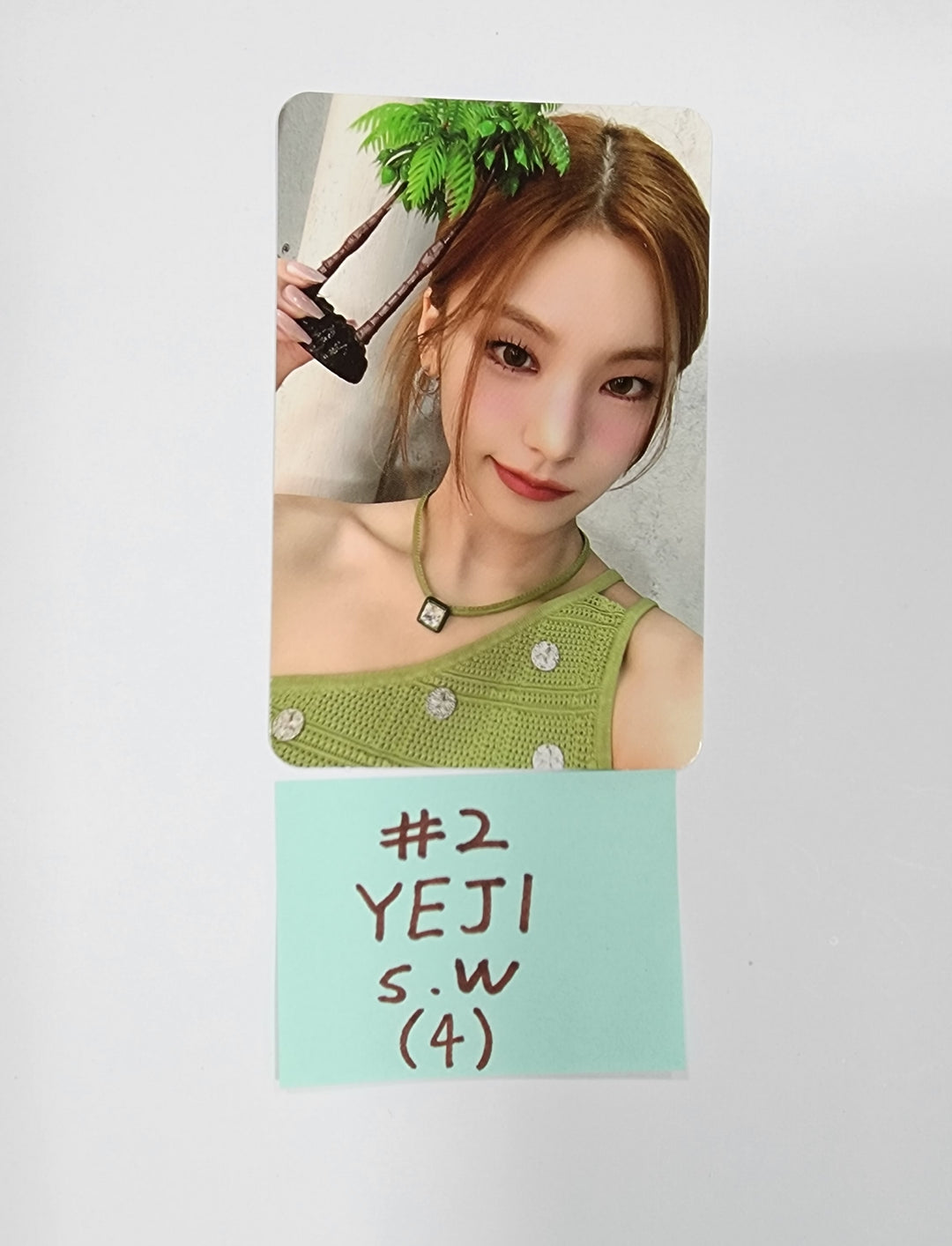 ITZY "KILL MY DOUBT" - Soundwave Fansign Event Photocard