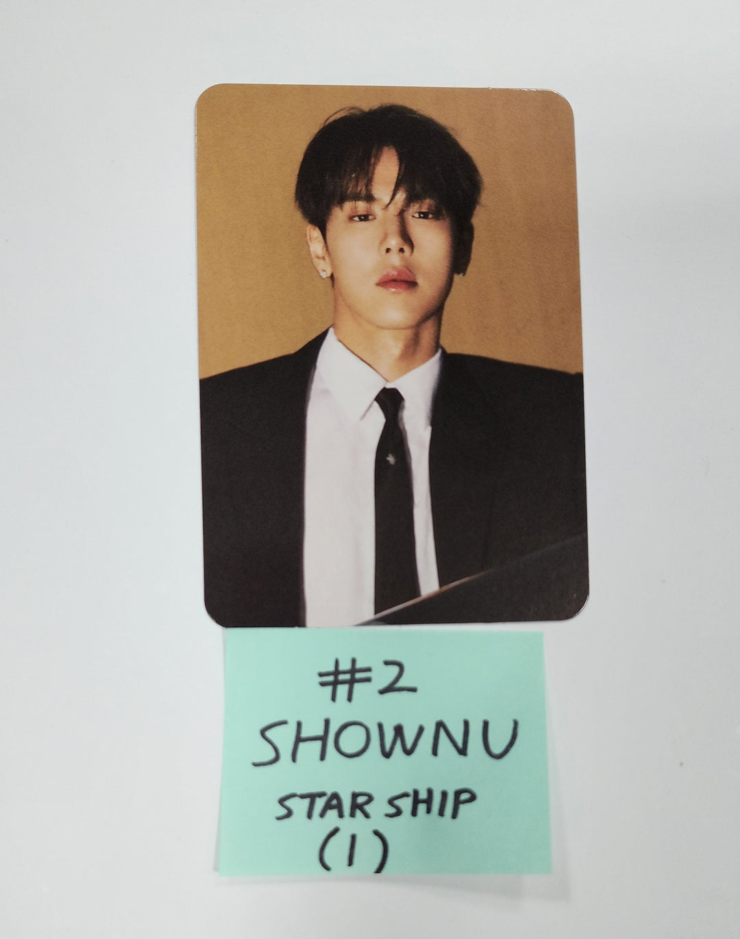 Shownu X Hyungwon "The Unseen" - Starship Pre-Order Benefit Photocard - HALLYUSUPERSTORE