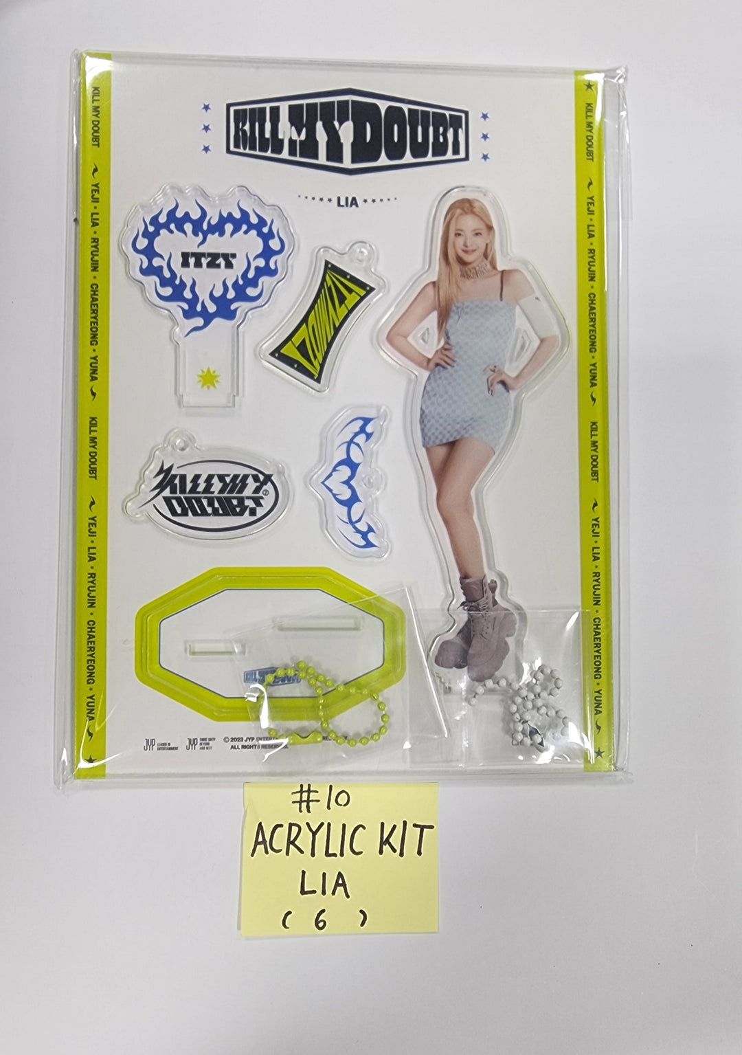 ITZY "KILL MY DOUBT" - Official MD [Collect Book, Acrylic Kit, Special Ticket Set, Acrylic Keyring, Magnet Set]