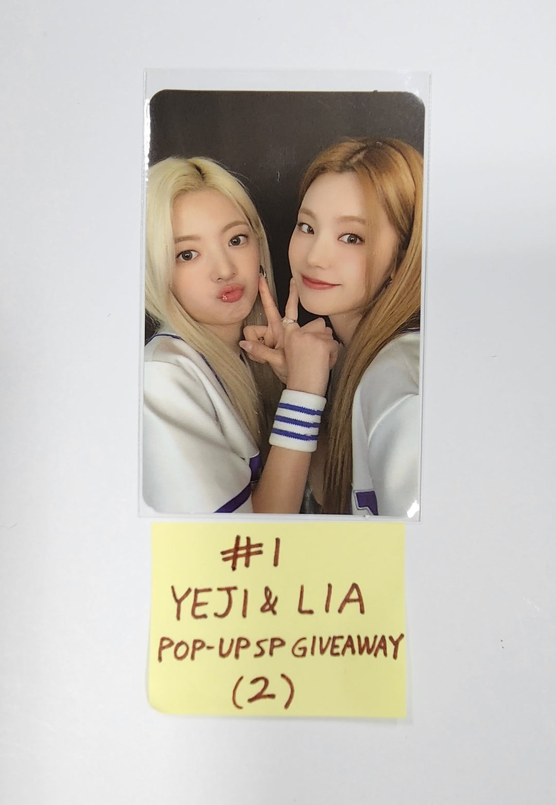 ITZY "KILL MY DOUBT" - Soundwave Giveaway Event Photocard