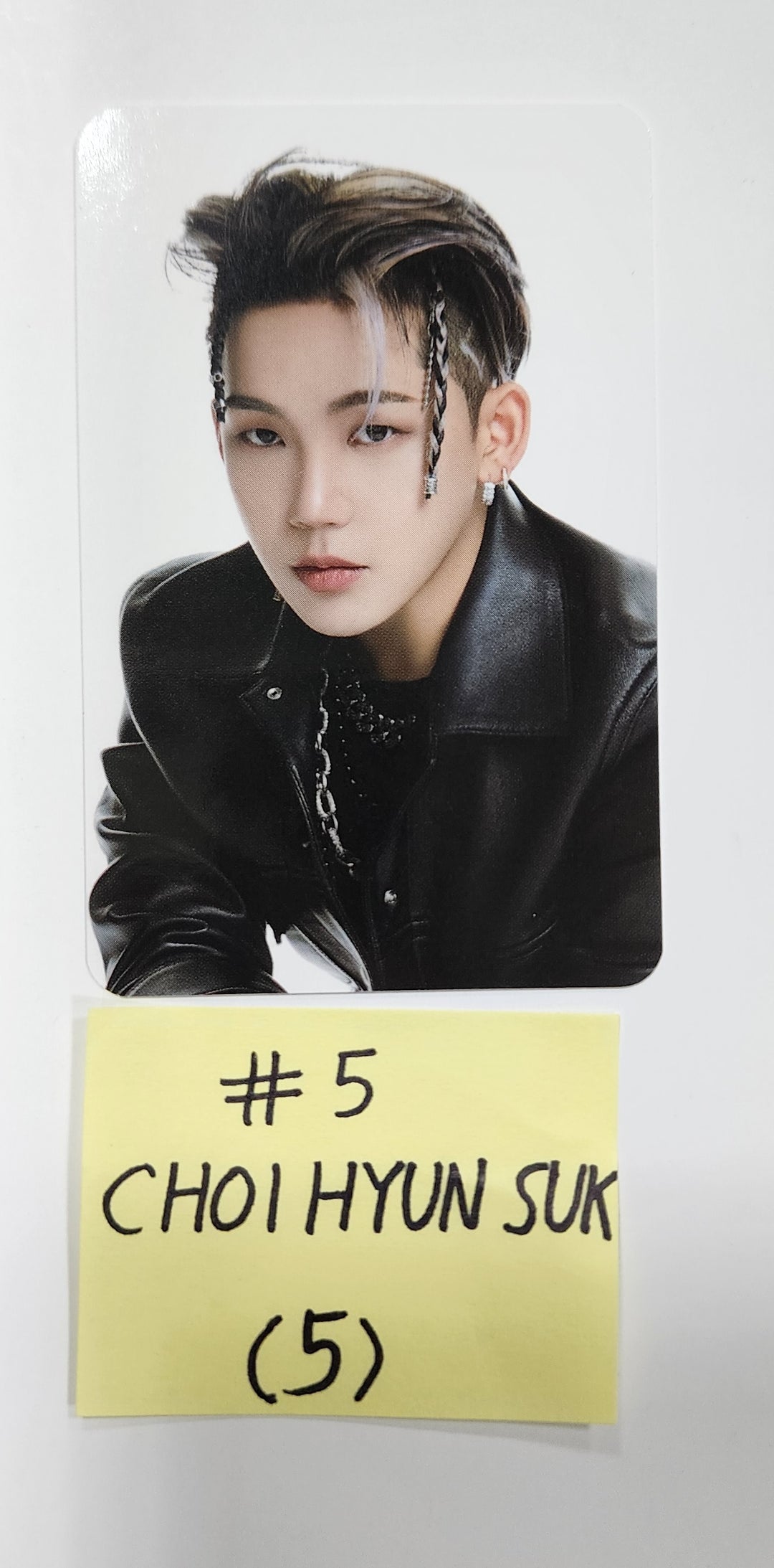 Treasure 2nd Full "REBOOT" Pop-Up Store - Official Trading Card (1)