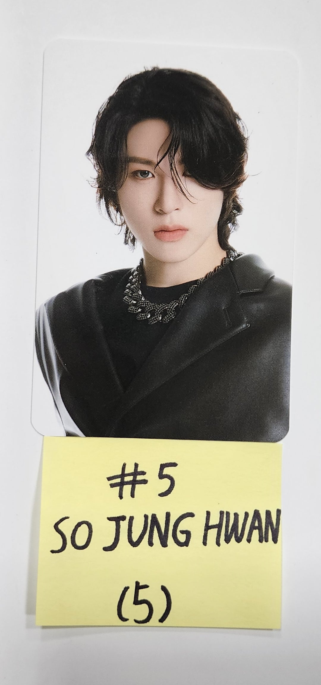 Treasure 2nd Full "REBOOT" Pop-Up Store - Official Trading Card (2) - HALLYUSUPERSTORE