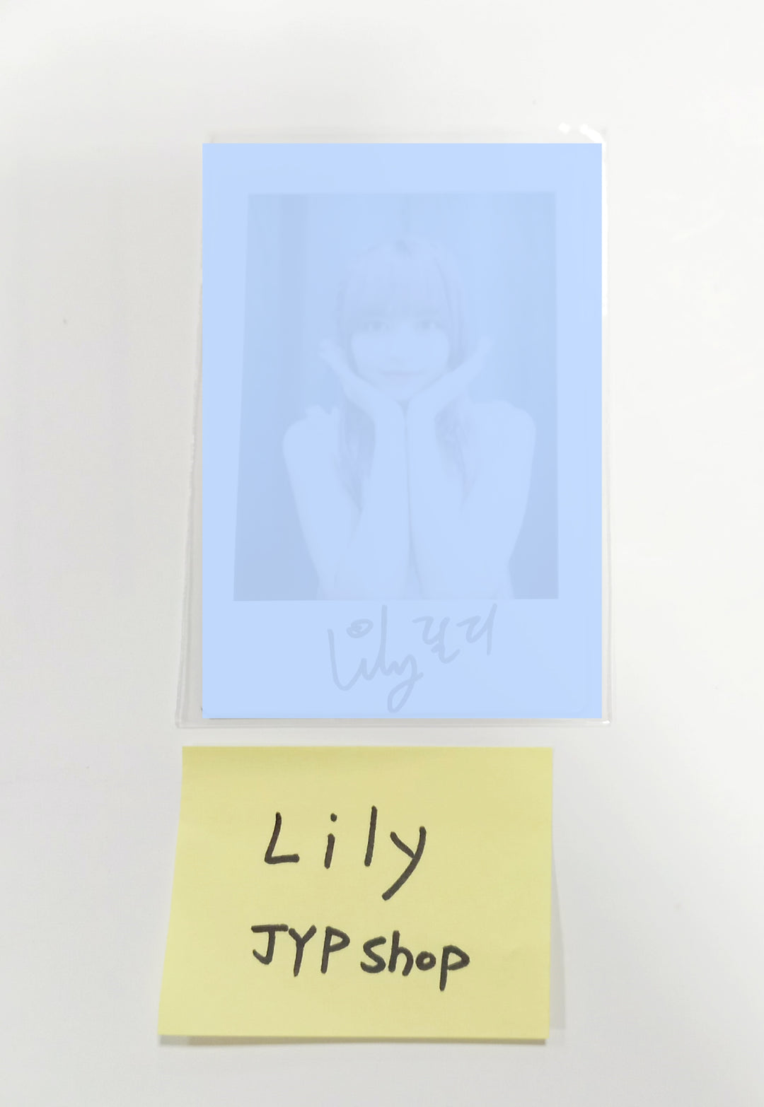 Lily (Of NMIXX) "A Midsummer NMIXX’s Dream" - Hand Autographed(Signed) Polaroid