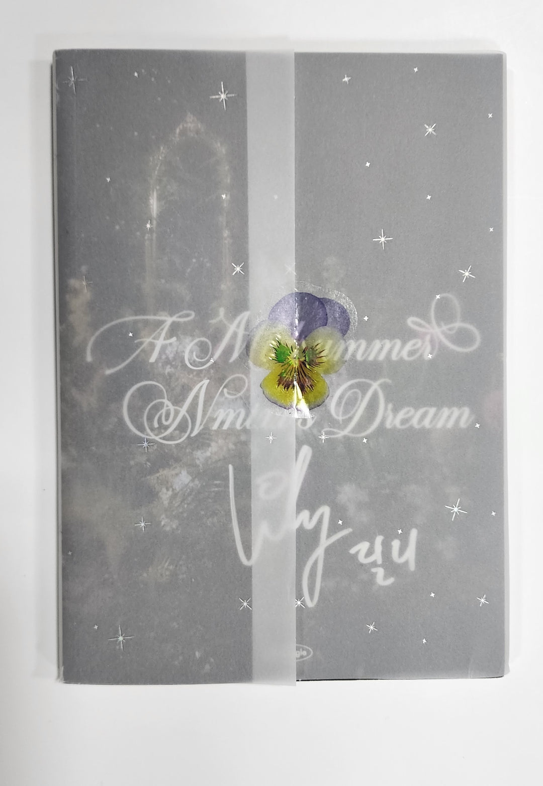 LILY (Of NMIXX) "A Midsummer NMIXX’s Dream" - Hand Autographed(Signed) Album