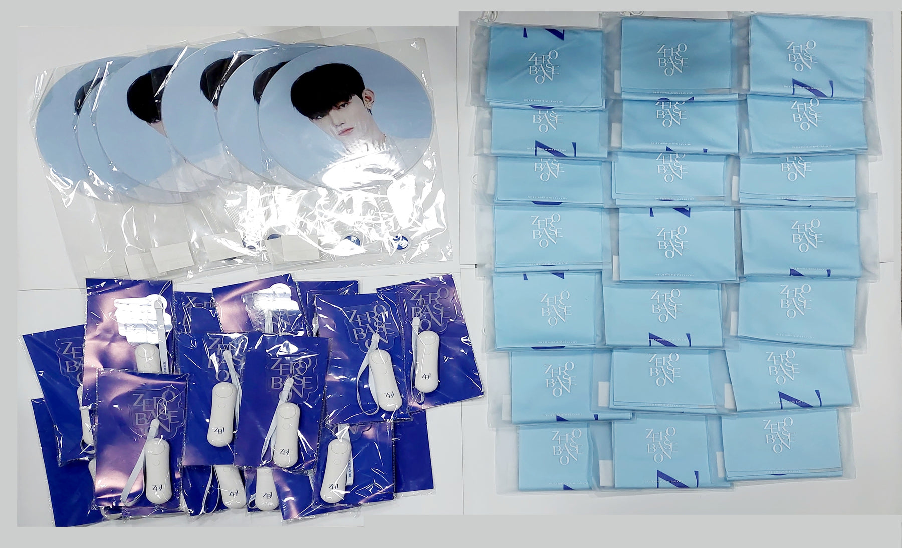 ZEROBASEONE (ZB1) - 2023 ZeroBaseOne Fan-Con Official MD (Image Picket,  Photo Slogan, Acrylic Light Stick)