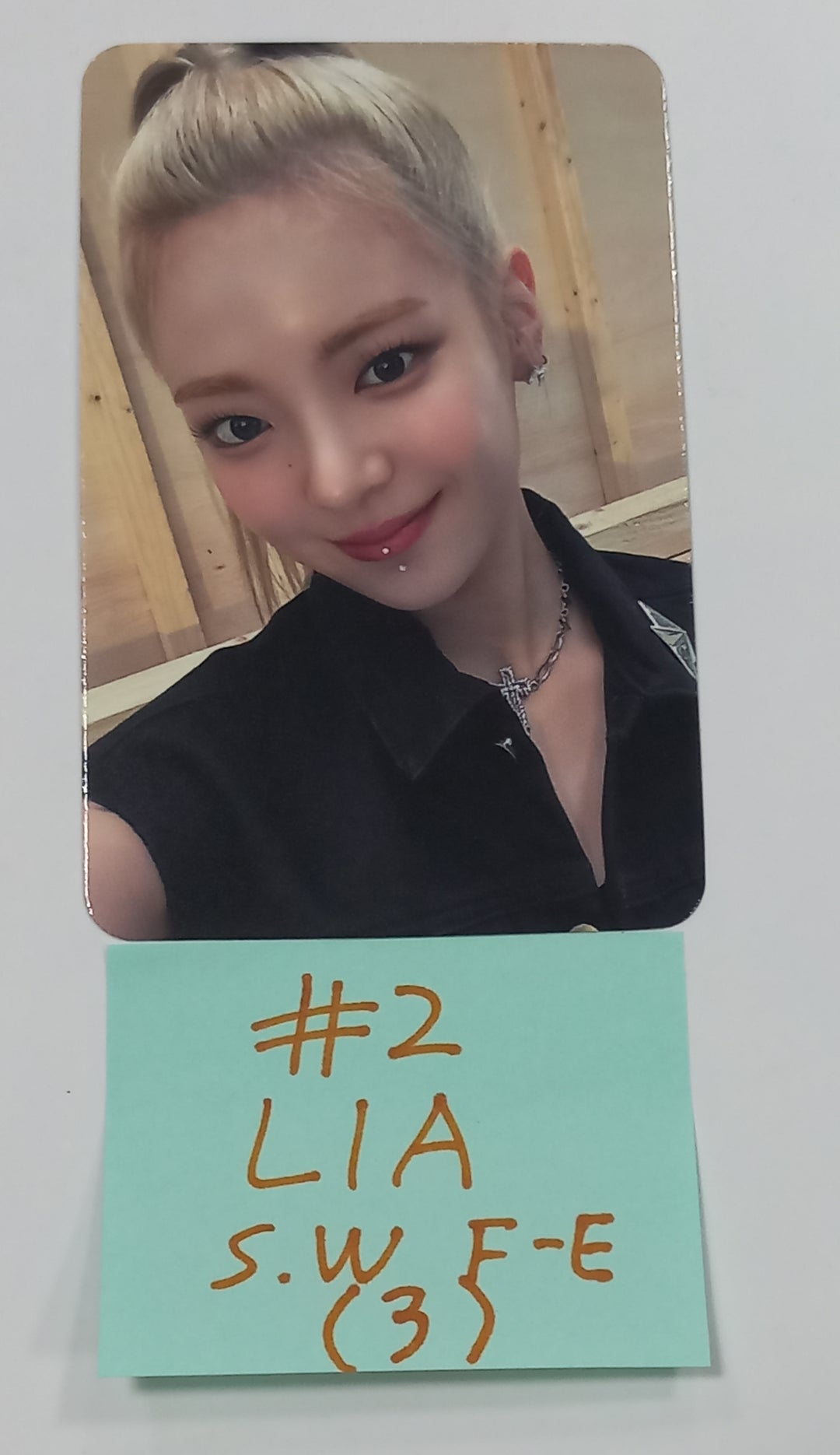 ITZY "KILL MY DOUBT" - Soundwave Fansign Event Photocard Round 5 - HALLYUSUPERSTORE