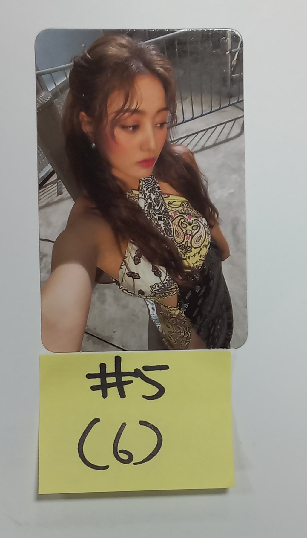JIHYO "ZONE" 1st Mini Album Official Photocard [23.08.21