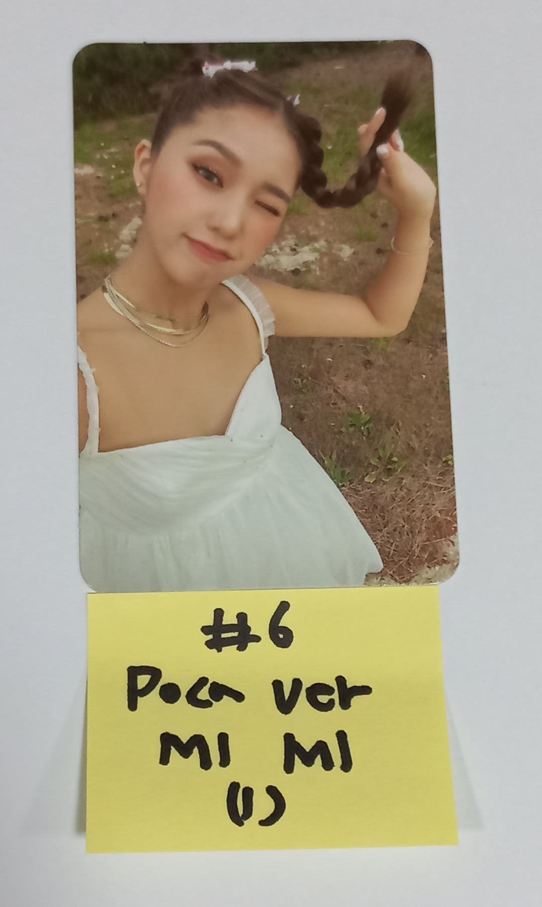 Oh My Girl "Golden Hourglass" - Official Photocard [Poca Ver] [23.08.22]