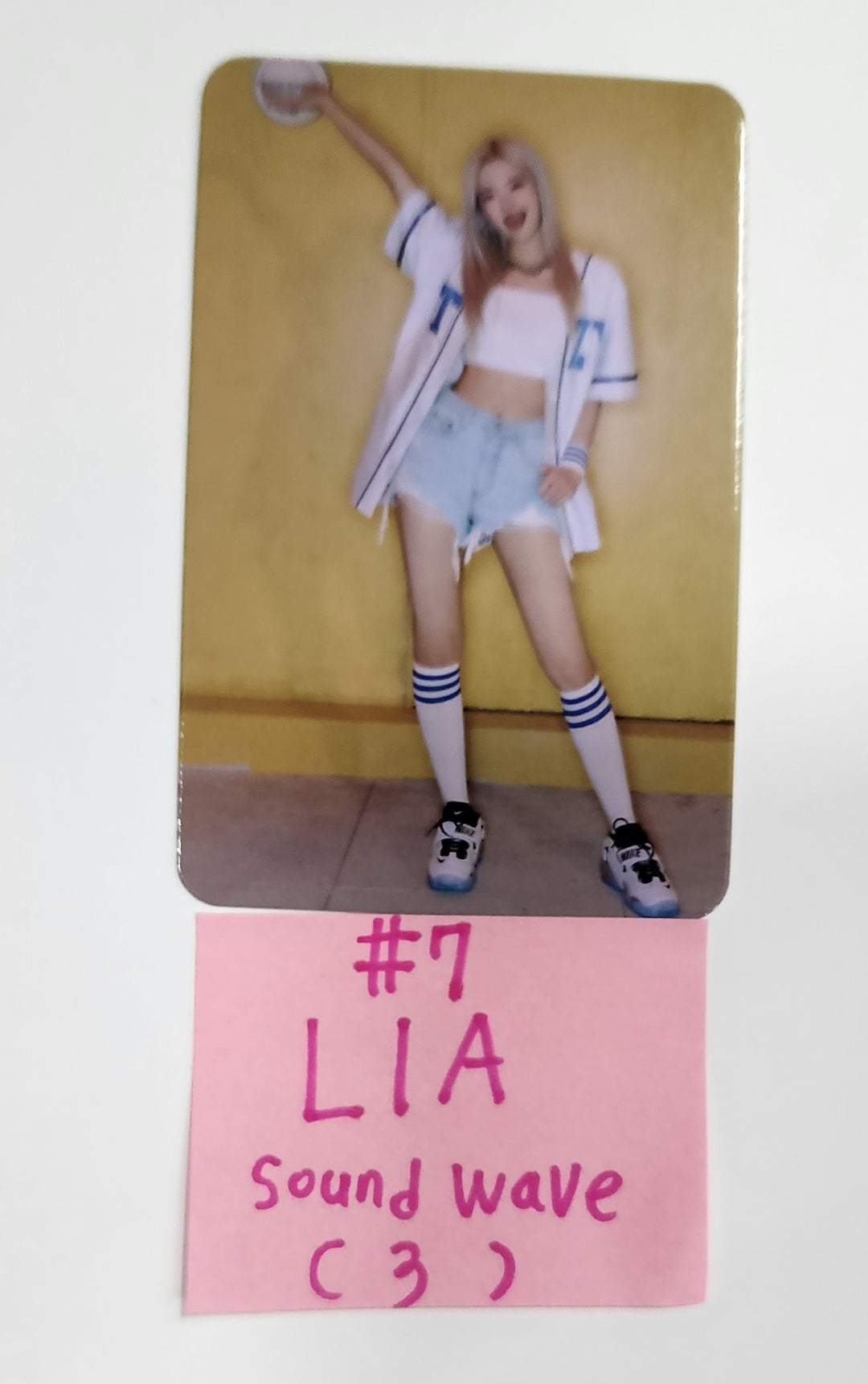 ITZY 'KILL MY DOUBT' - Soundwave Fansign Event Photocard Round 8 [23.08.22] - HALLYUSUPERSTORE