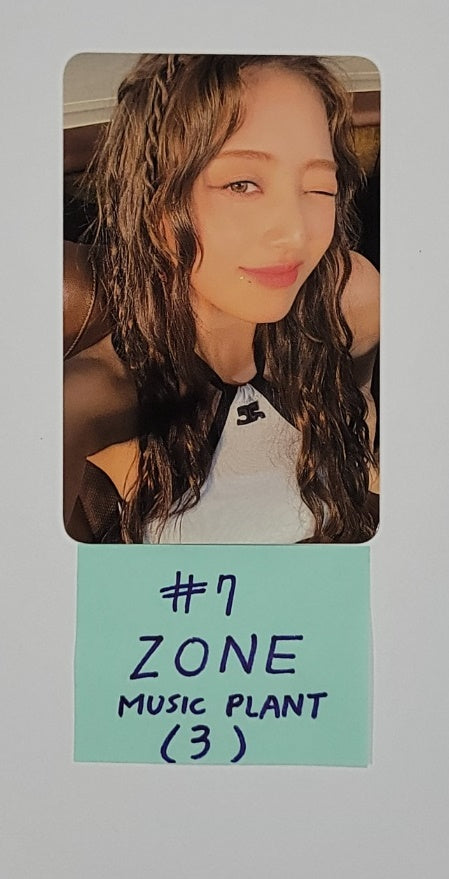 JIHYO "ZONE" 1st Mini Album -  [Music Korea, Withmuu, Music Plant] Pre-Order Benefit Photocard [23.08.23] - HALLYUSUPERSTORE