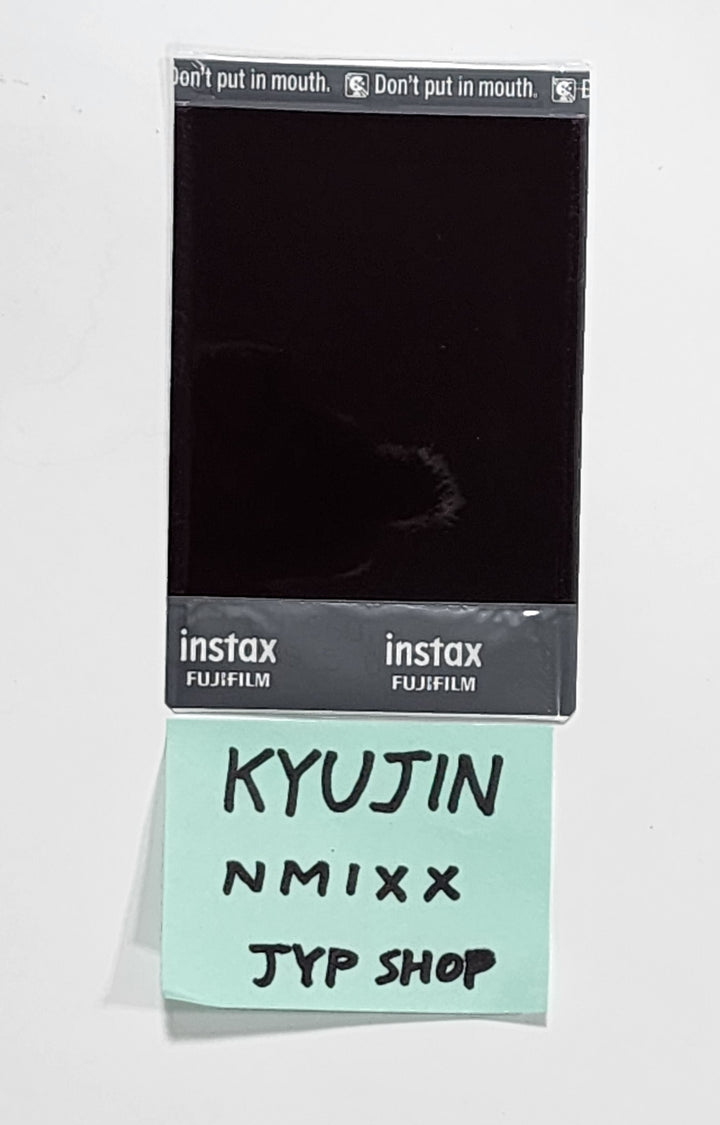 KYUJIN (Of NMIXX) "A Midsummer NMIXX’s Dream" - Hand Autographed(Signed) Polaroid [23.08.23]