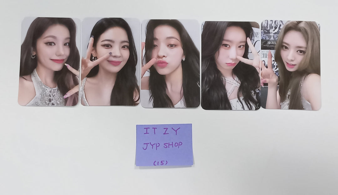 ITZY "CHECKMATE" 2022 ITZY THE 1ST WORLD TOUR in SEOUL [Blu-ray] - JYP Shop Pre-Order Benefit Photocards Set (5EA) [23.08.30]