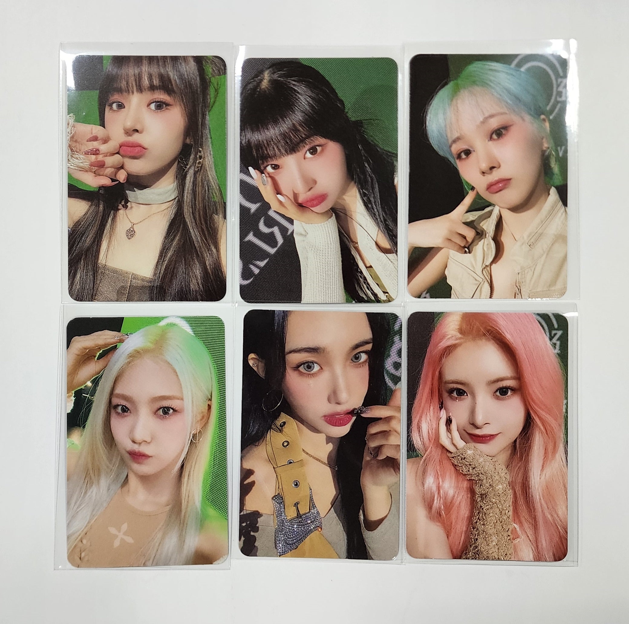 Everglow – HALLYUSUPERSTORE