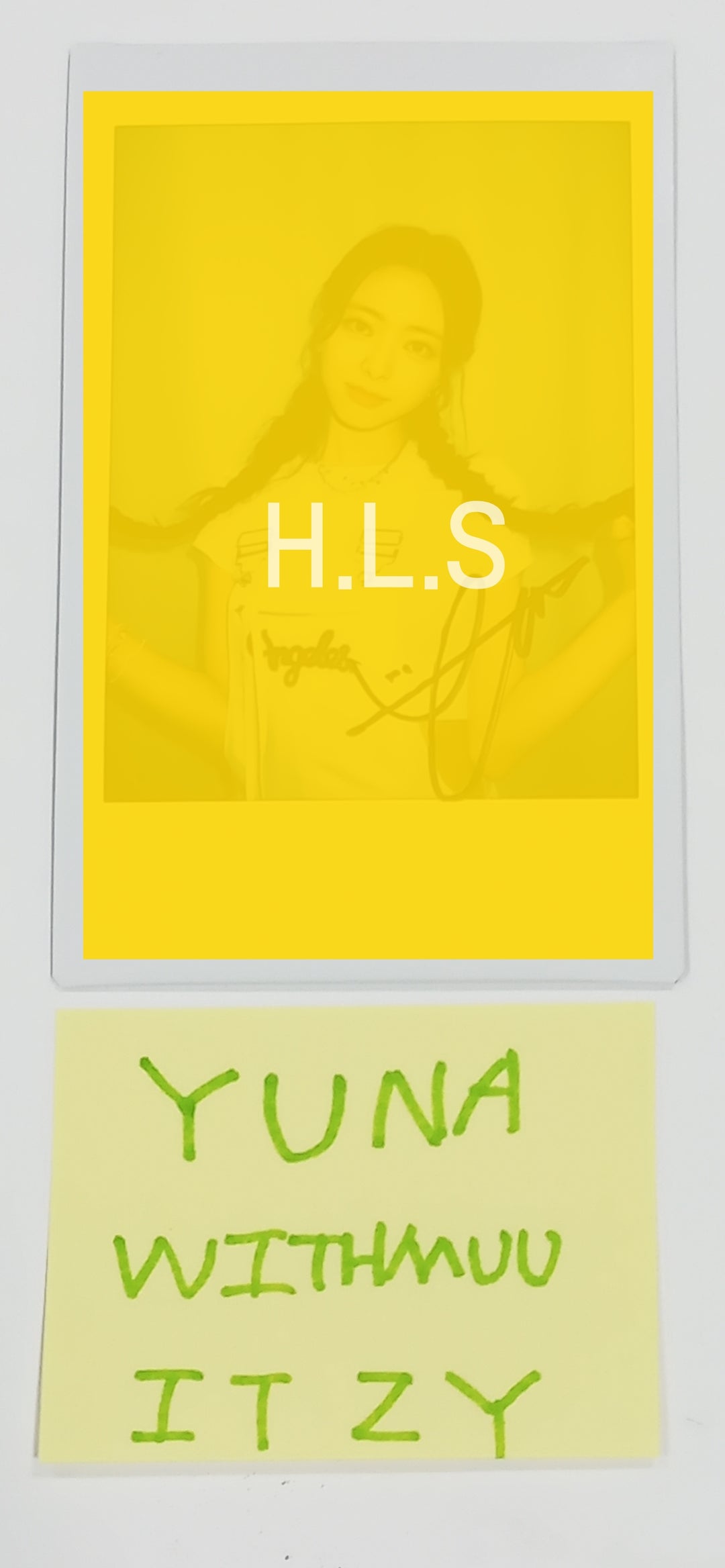 YUNA (Of ITZY) 'KILL MY DOUBT' - 直筆サイン入りポラロイド [23.09.12]