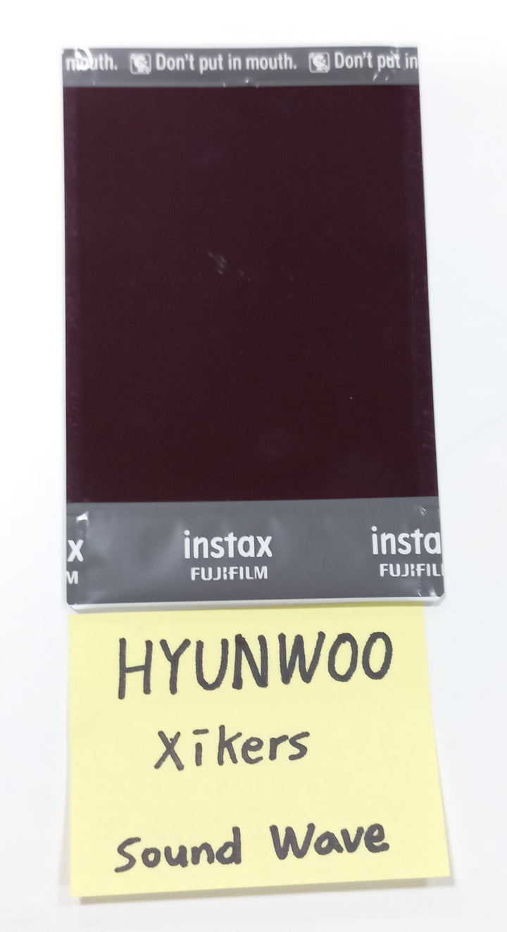 HYUNWOO (Of Xikers) "HOUSE OF TRICKY : How to Play" - Hand Autographed(Signed) Polaroid [23.09.18]