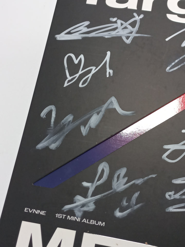 EVNNE "Target: ME" - Hand Autographed(Signed) Promo Album [23.09.22]