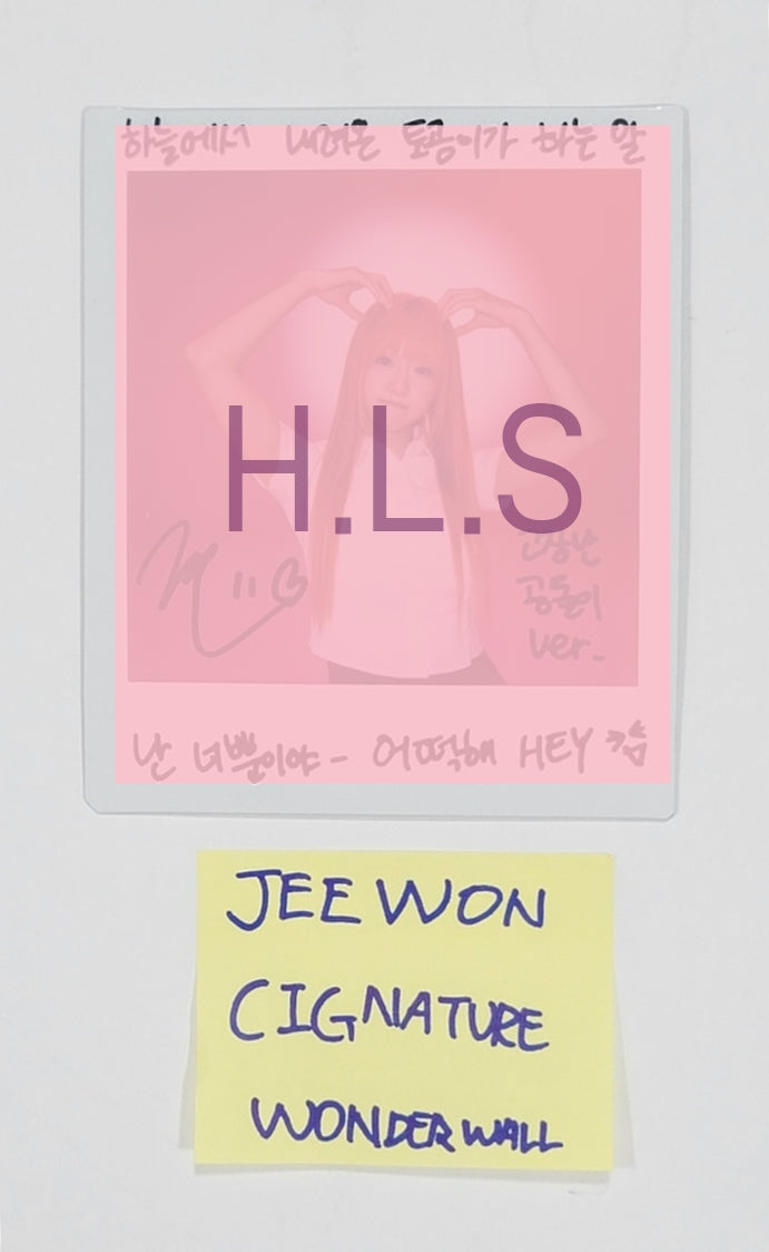 JEEWON (Of Cignature) "Us in the Summer" - Hand Autographed(Signed+Message) 8.5 x 7.2 (cm) Polaroid [23.09.22]
