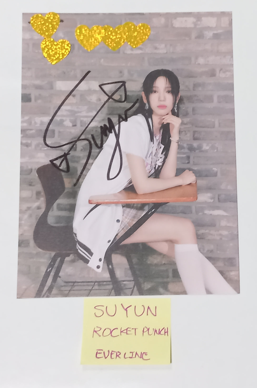 SUYUN (Of Rocket Punch) "BOOM" - Hand Autographed(Signed) Album Photo Postcard [23.10.05]