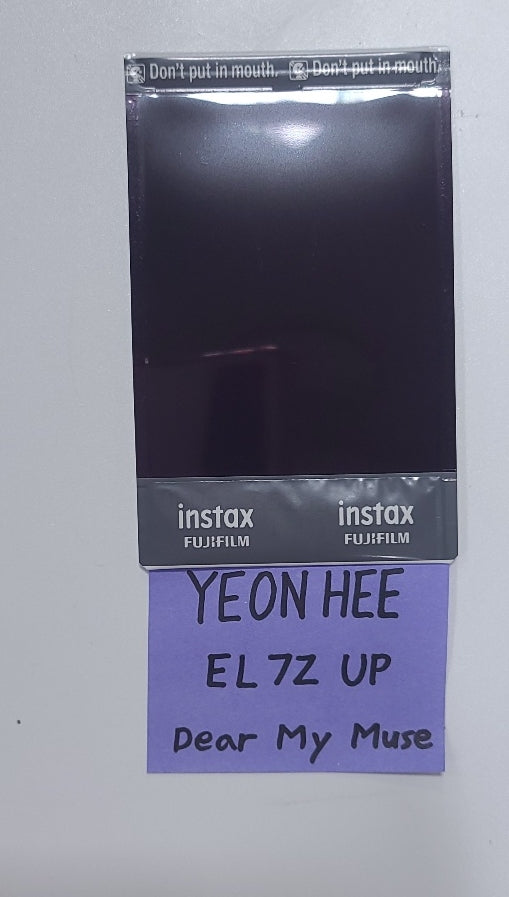 YEONHEE (Of EL7Z U+P) "7+UP" - Hand Autographed(Signed) Polaroid [23.10.17]