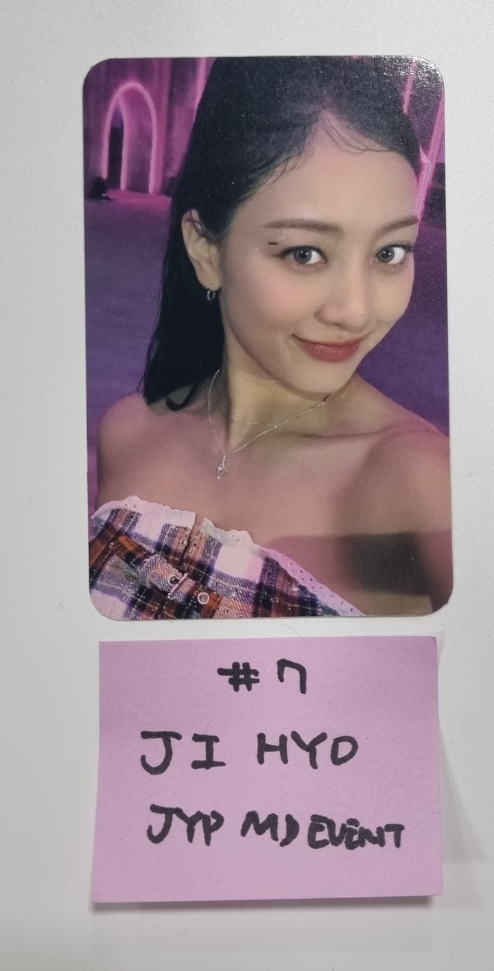 JIHYO 1st Album "Zone" -  JYP Shop MD Event Photocard [23.10.19]