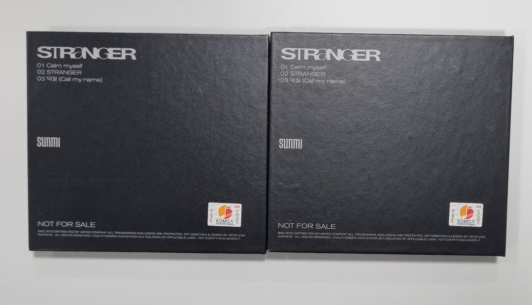 SUNMI "STRANGER" - Hand Autographed(Signed) Promo Album [23.10.19]