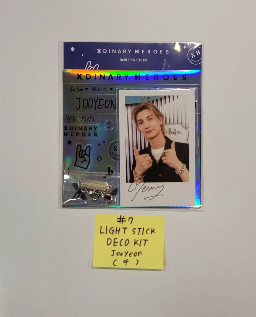 Xdinary Heroes - <Break the Brake> World Tour in Seoul Official MD (L-Holder Ticket Set, Photocard Binder, Light Stick Cover, Light Stick Deco Kit, Random Keyring) [23. 11. 03]