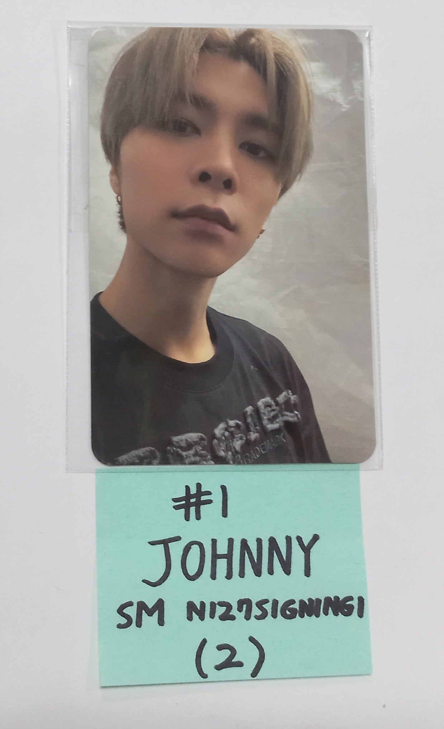 NCT Johnny good Signed Album