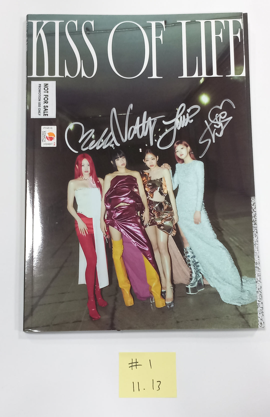 KISS OF LIFE "Born to be XX" - Hand Autographed(Signed) Promo Album [23.11.13] (Restocked 11/15)