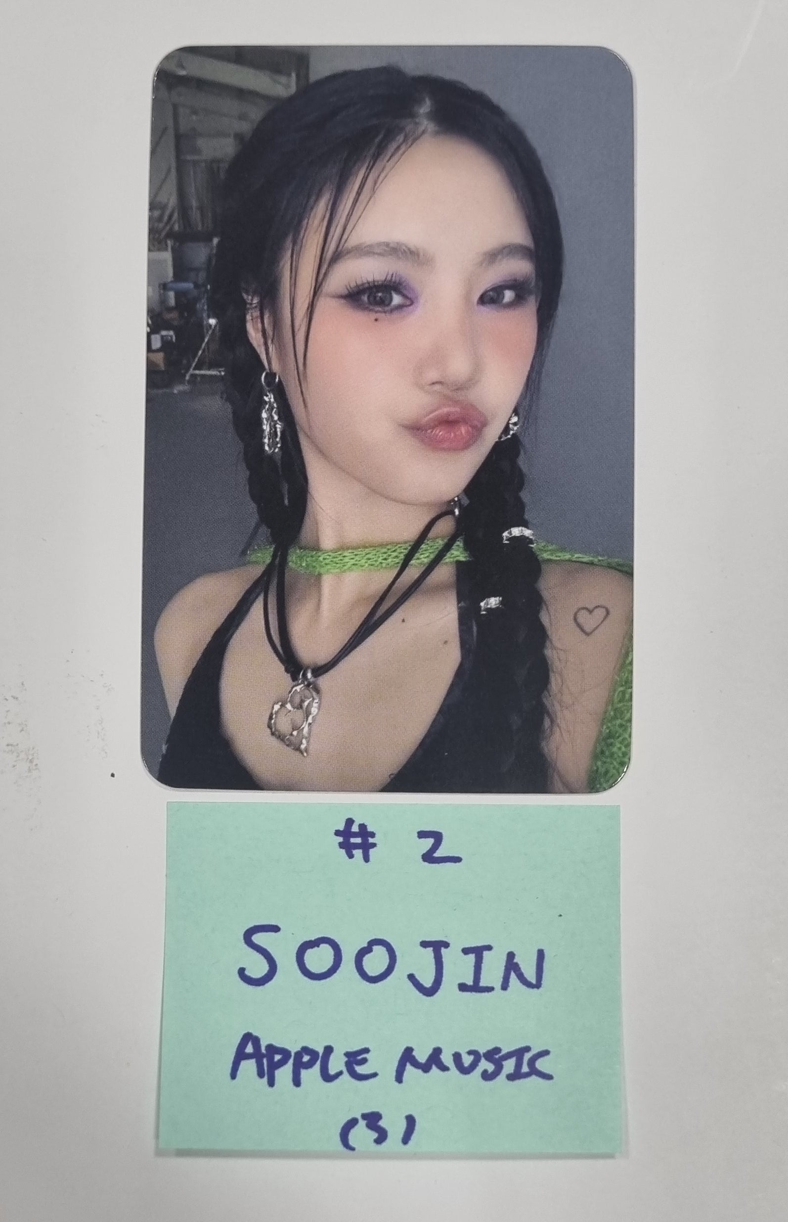早割 リフト券 Soojin  K-POP・アジア