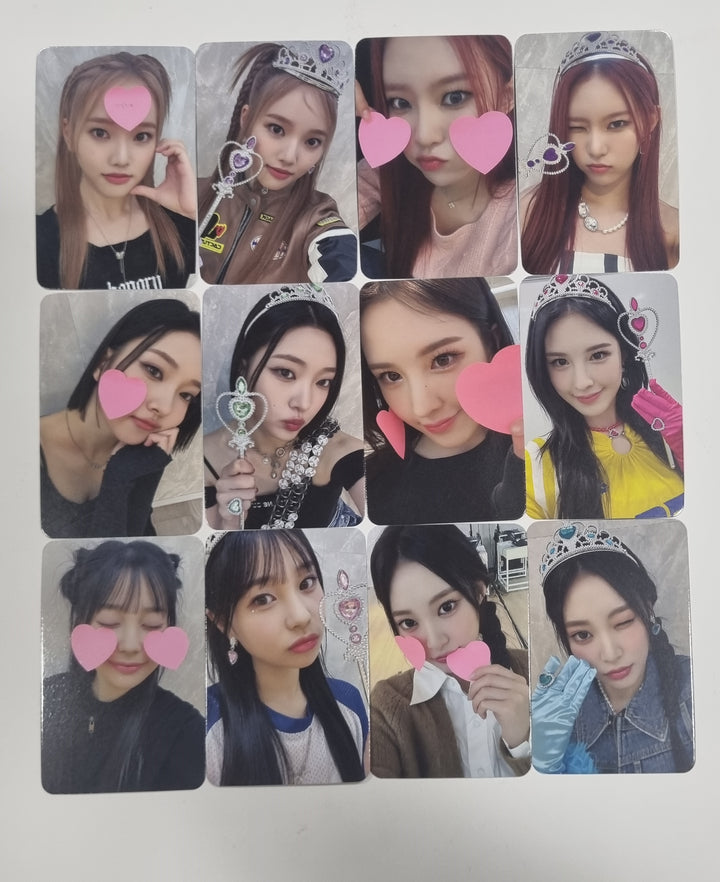 Weeekly 5th Mini "ColoRise" - Apple Music Fansign Event Photocard Round 2 [23.11.16]