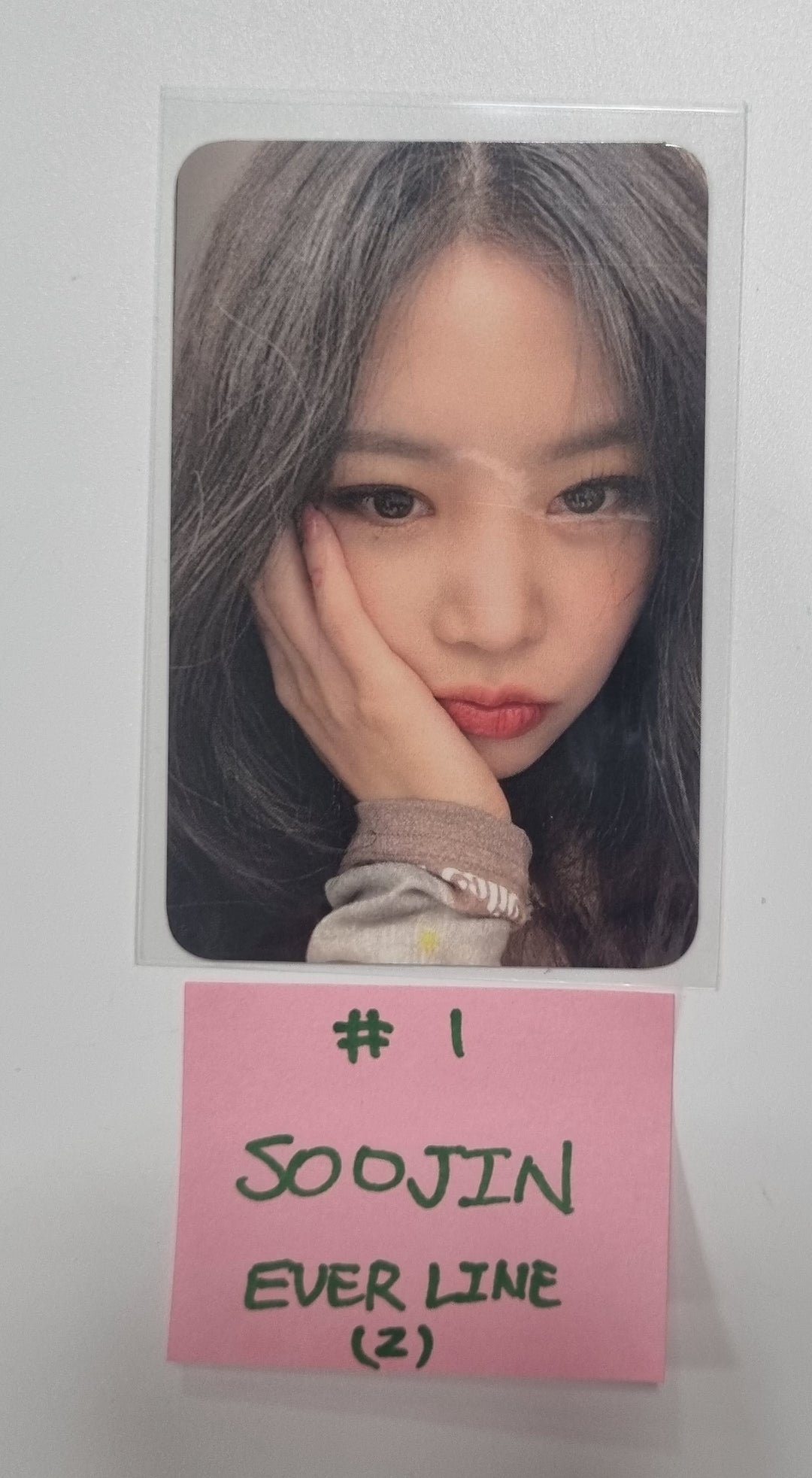 Soojin "아가씨" 1st EP - Everline Pop-UP Store MD Event Photocard [23.11.24]
