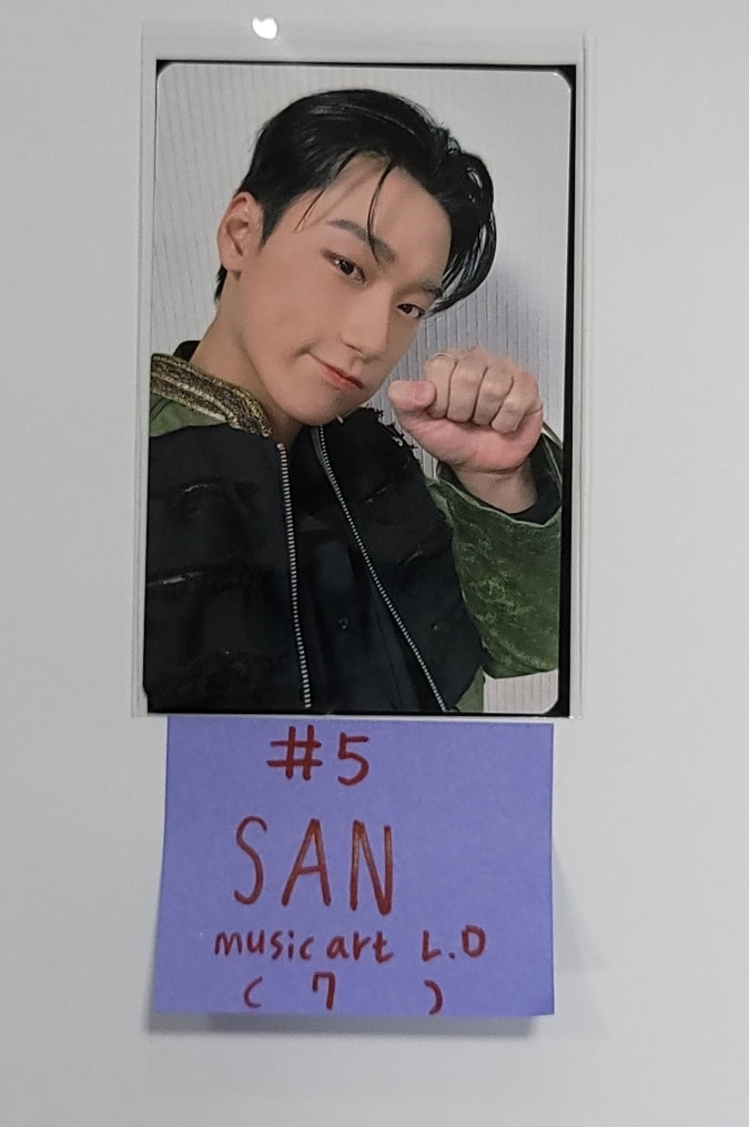 ATEEZ 